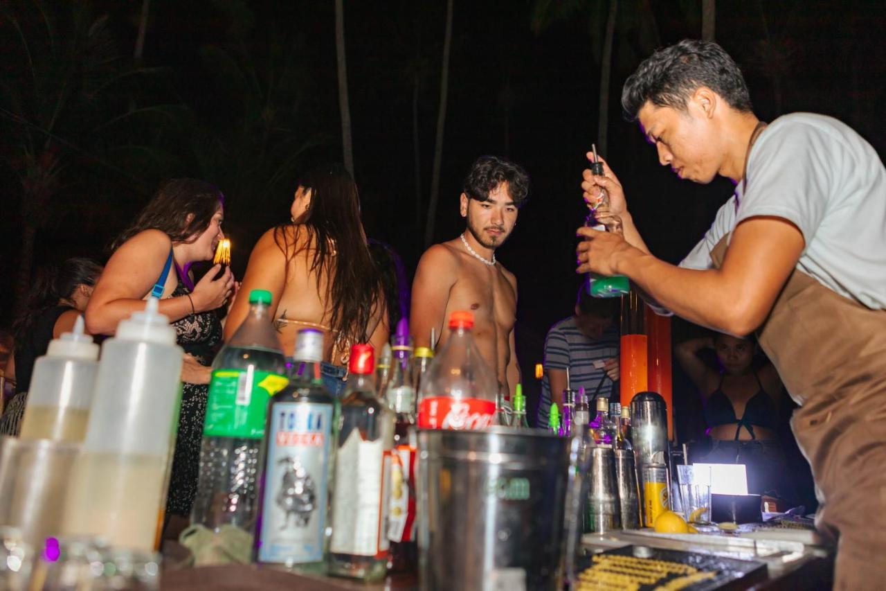 Mad Monkey Hostel Nacpan Beach (Adults Only) El Nido Exterior foto