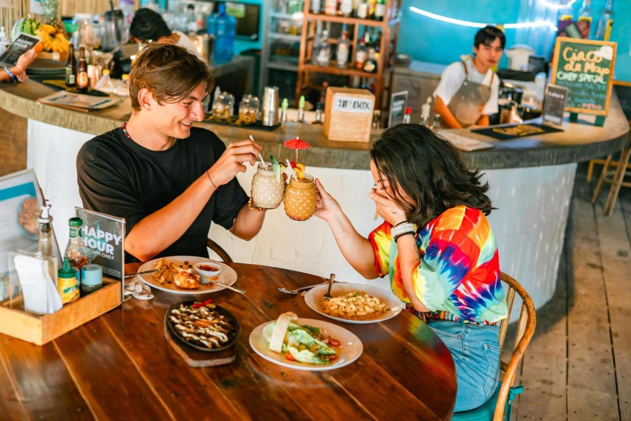 Mad Monkey Hostel Nacpan Beach (Adults Only) El Nido Exterior foto