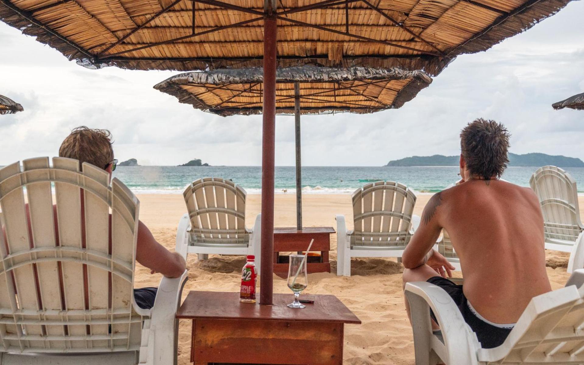 Mad Monkey Hostel Nacpan Beach (Adults Only) El Nido Exterior foto